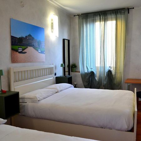 Domus Hotel Caselle Torinese Eksteriør billede