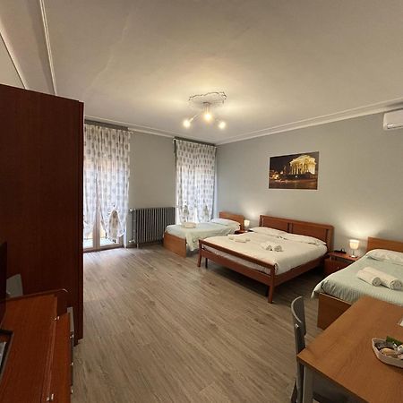 Domus Hotel Caselle Torinese Eksteriør billede