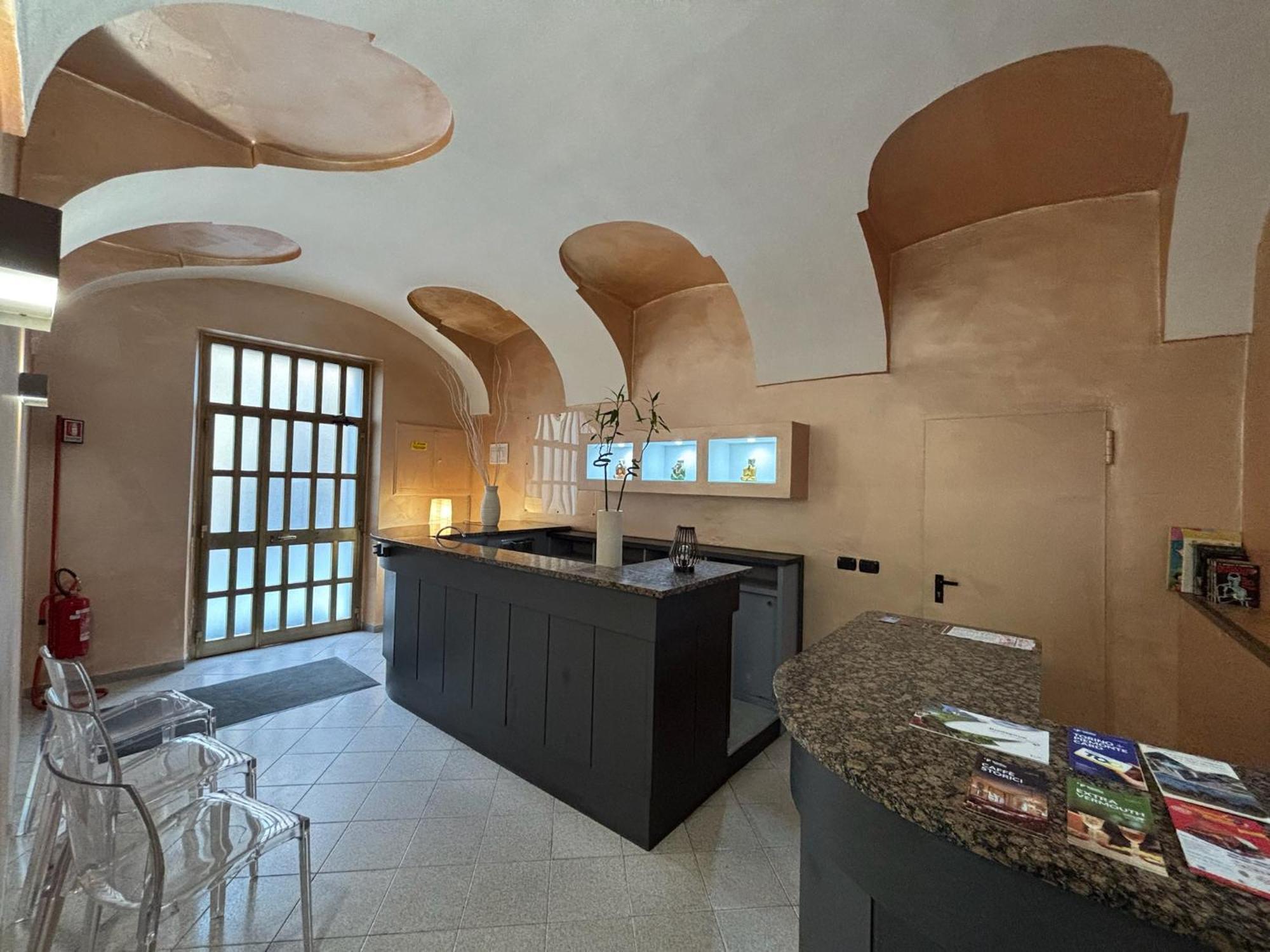 Domus Hotel Caselle Torinese Eksteriør billede