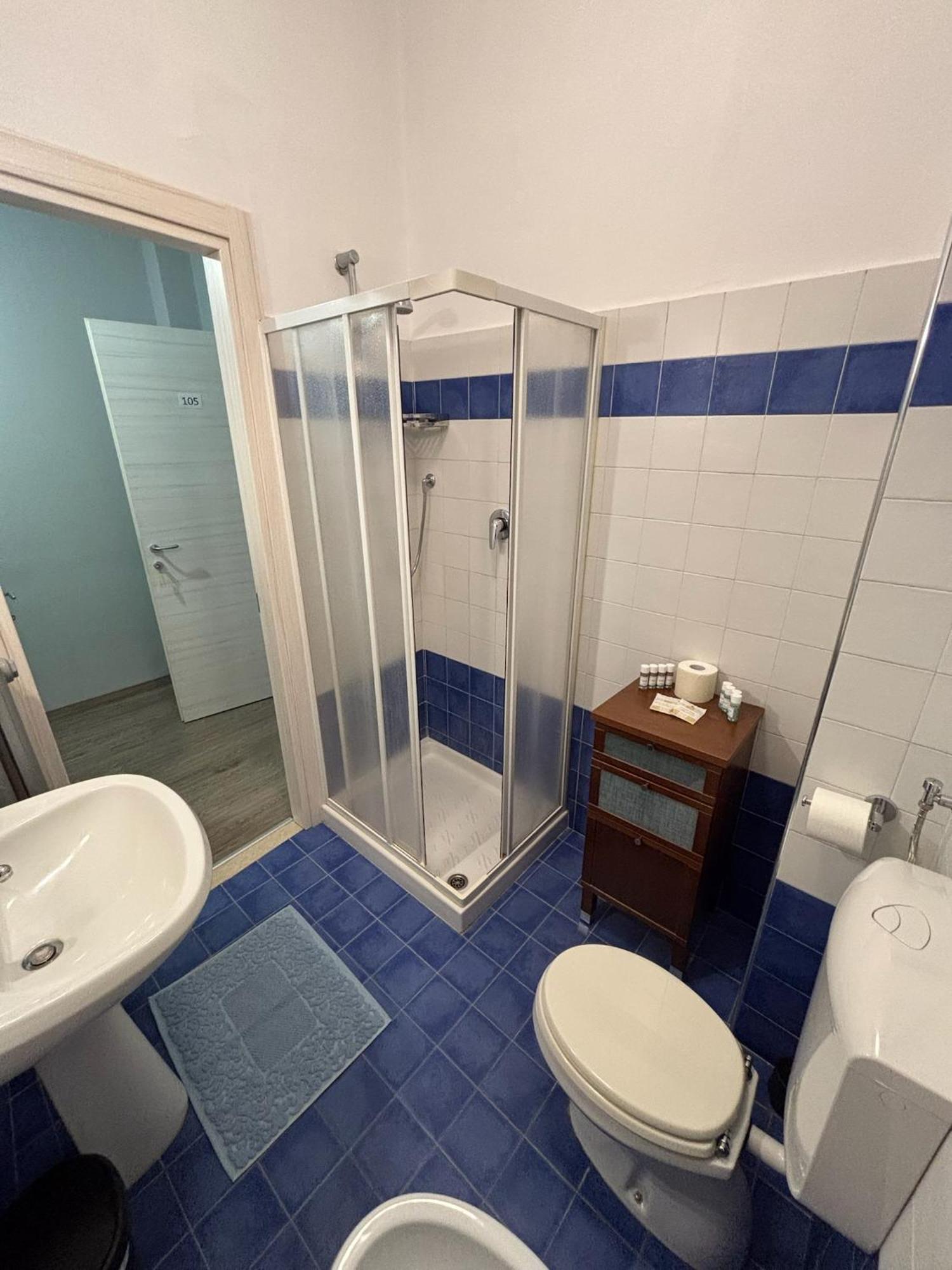 Domus Hotel Caselle Torinese Eksteriør billede