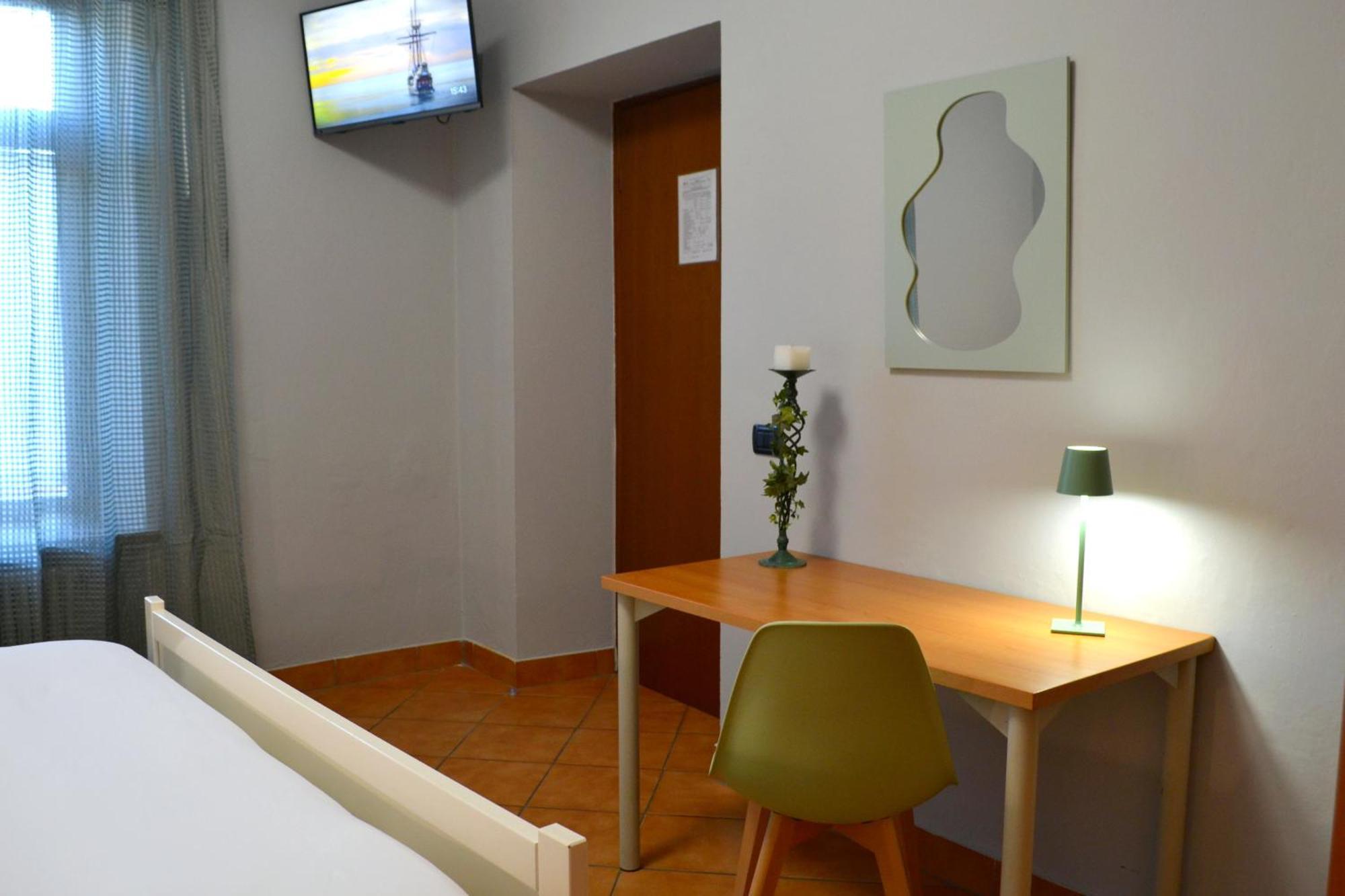 Domus Hotel Caselle Torinese Eksteriør billede